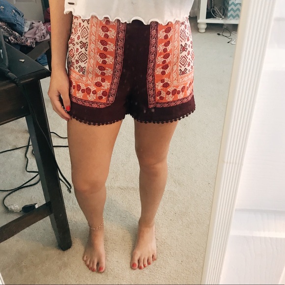 Tribal Side Zip Shorts - Picture 2 of 6